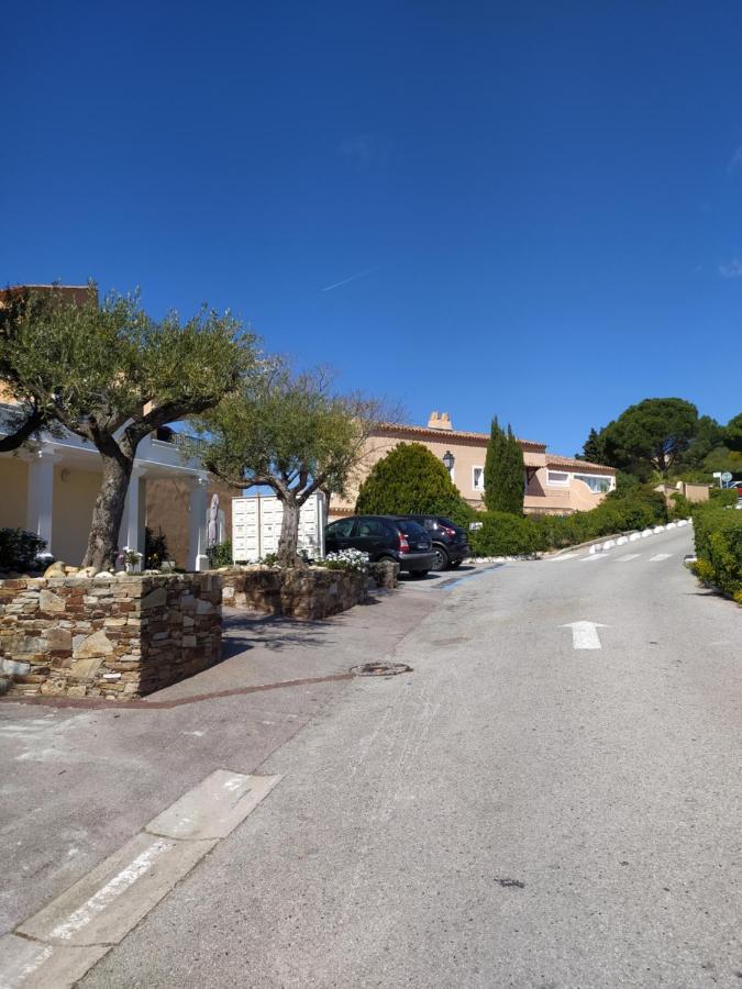 Vacance Location Mer Piscine Var Sud Terrasse Les Issambres Zewnętrze zdjęcie